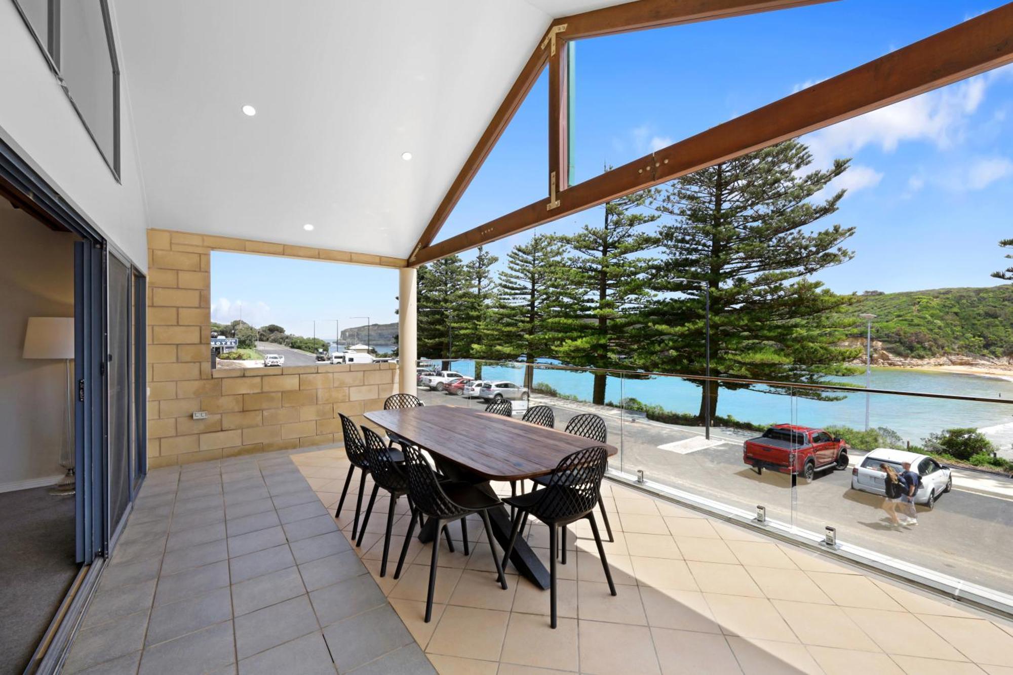 Sea Foam Aparthotel