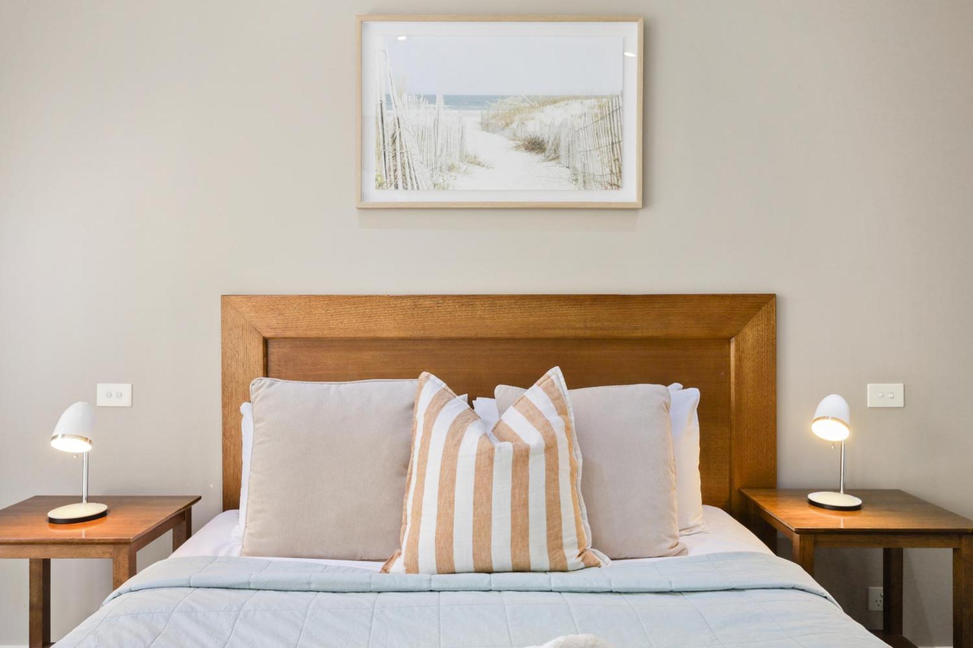 Sea Foam Aparthotel 4*